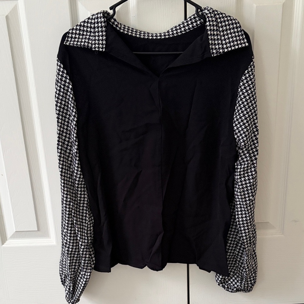 SHEIN Black and White Houndstooth Blouse